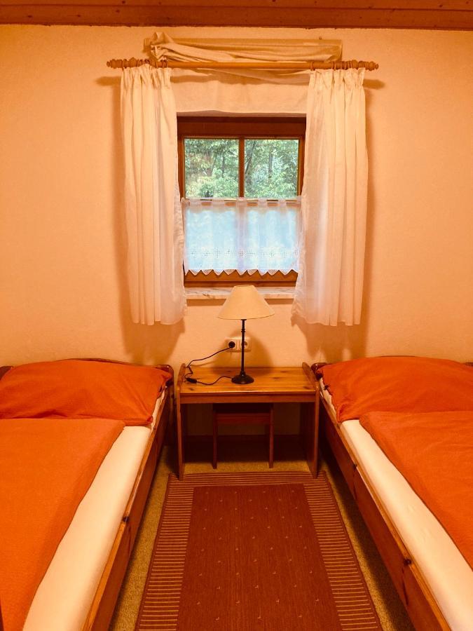 Haus Helga Lägenhet Hof bei Salzburg Exteriör bild