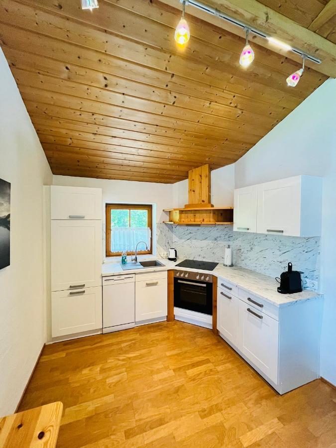 Haus Helga Lägenhet Hof bei Salzburg Exteriör bild